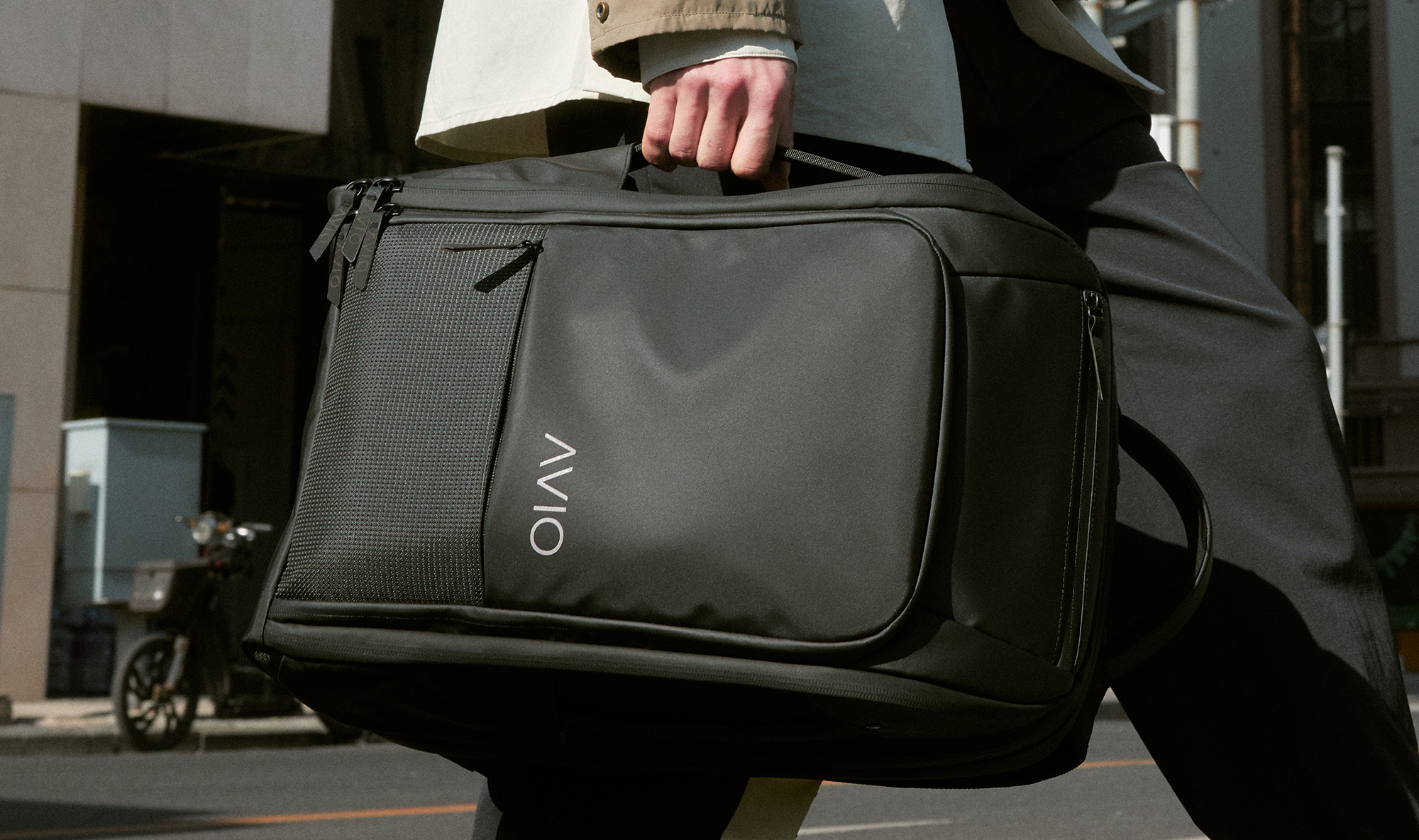 Avio adv 07