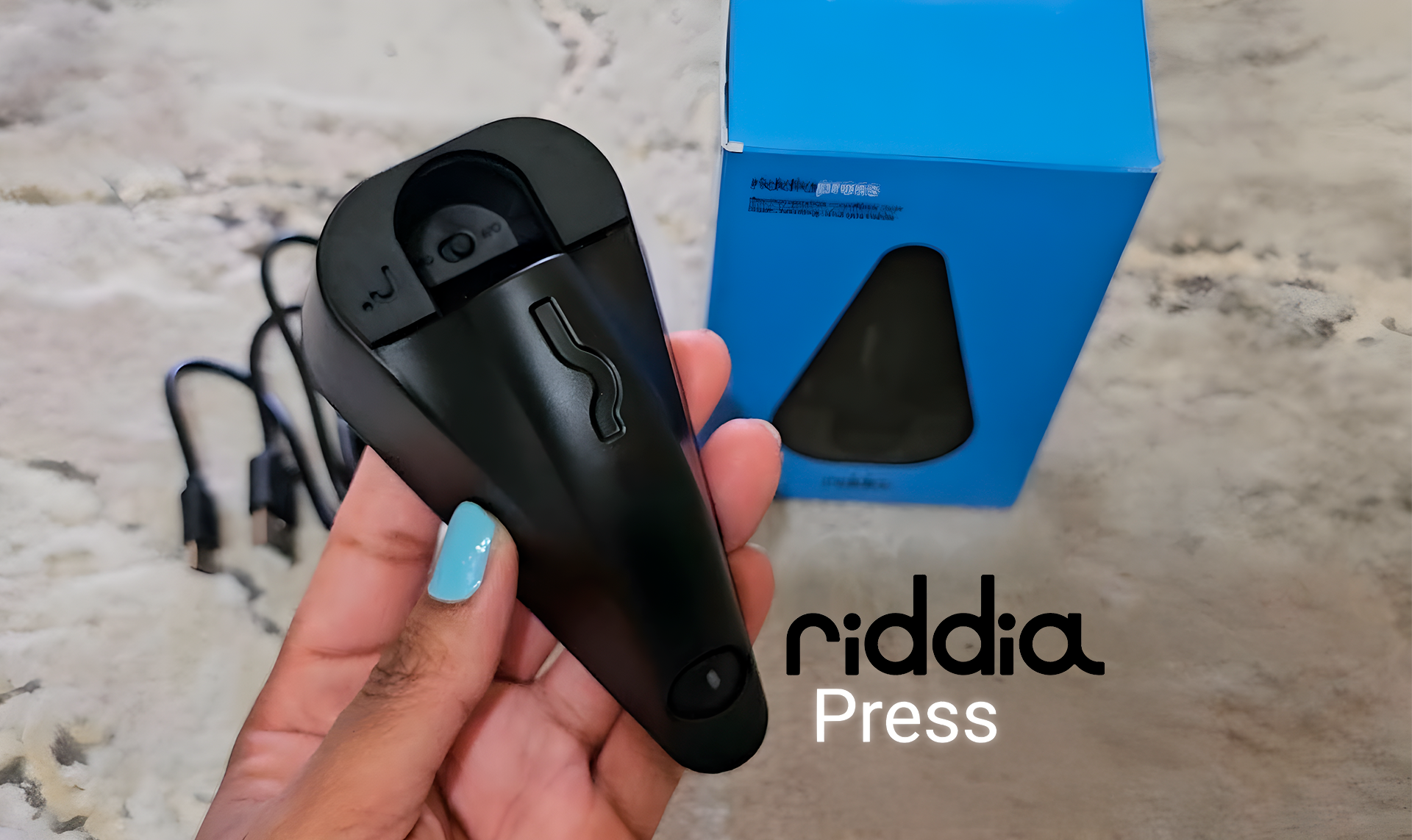 Riddia 01